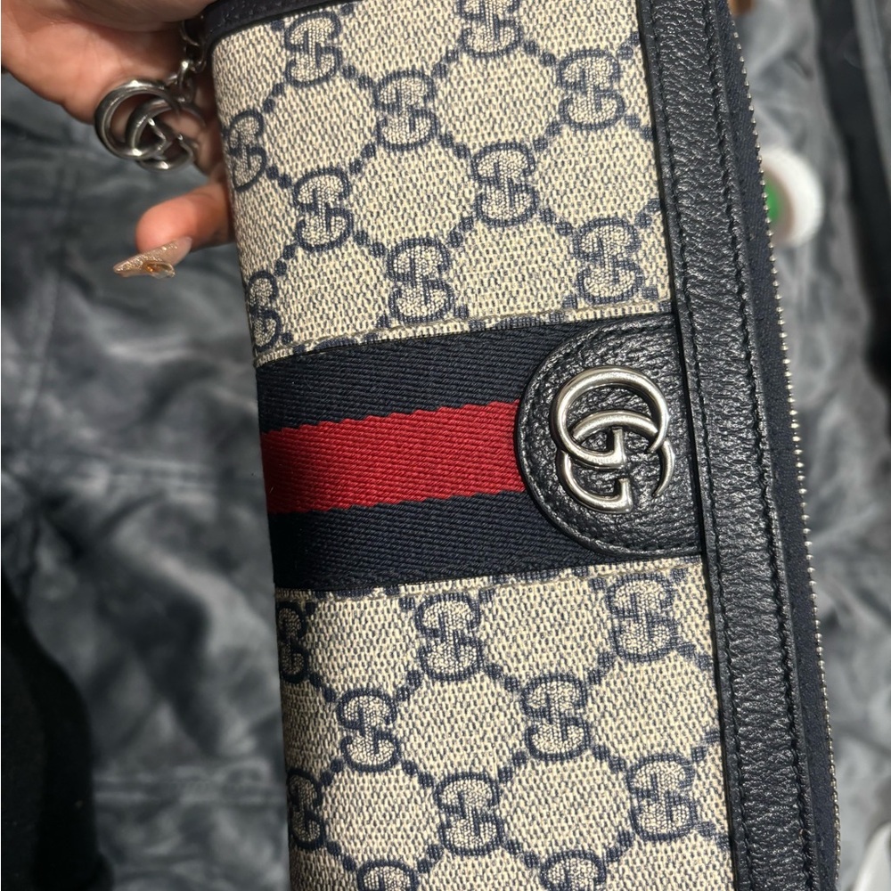 Gucci Cream and Black Wallets with Iconic Design